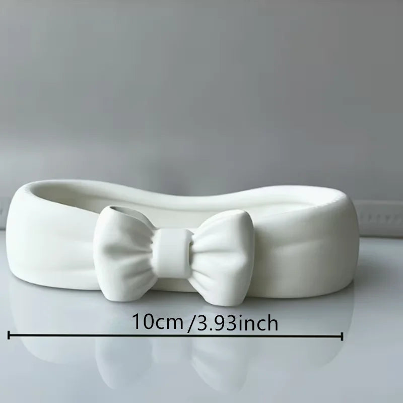 Bow-Shaped Countertop Storage Box