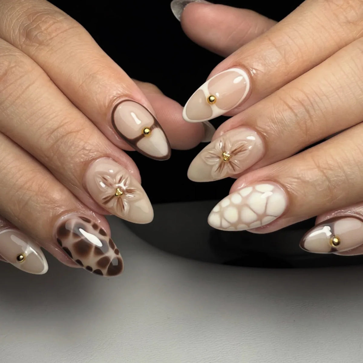 24-Piece Short Almond Pink Smudge Press-On Nails – 3D Flower & Pearl