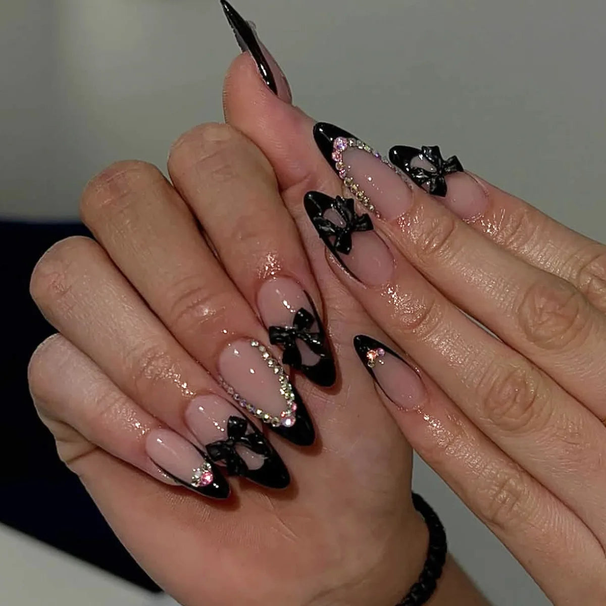 French Almond Press-On Nails-Flower & Star Design-24-Piece