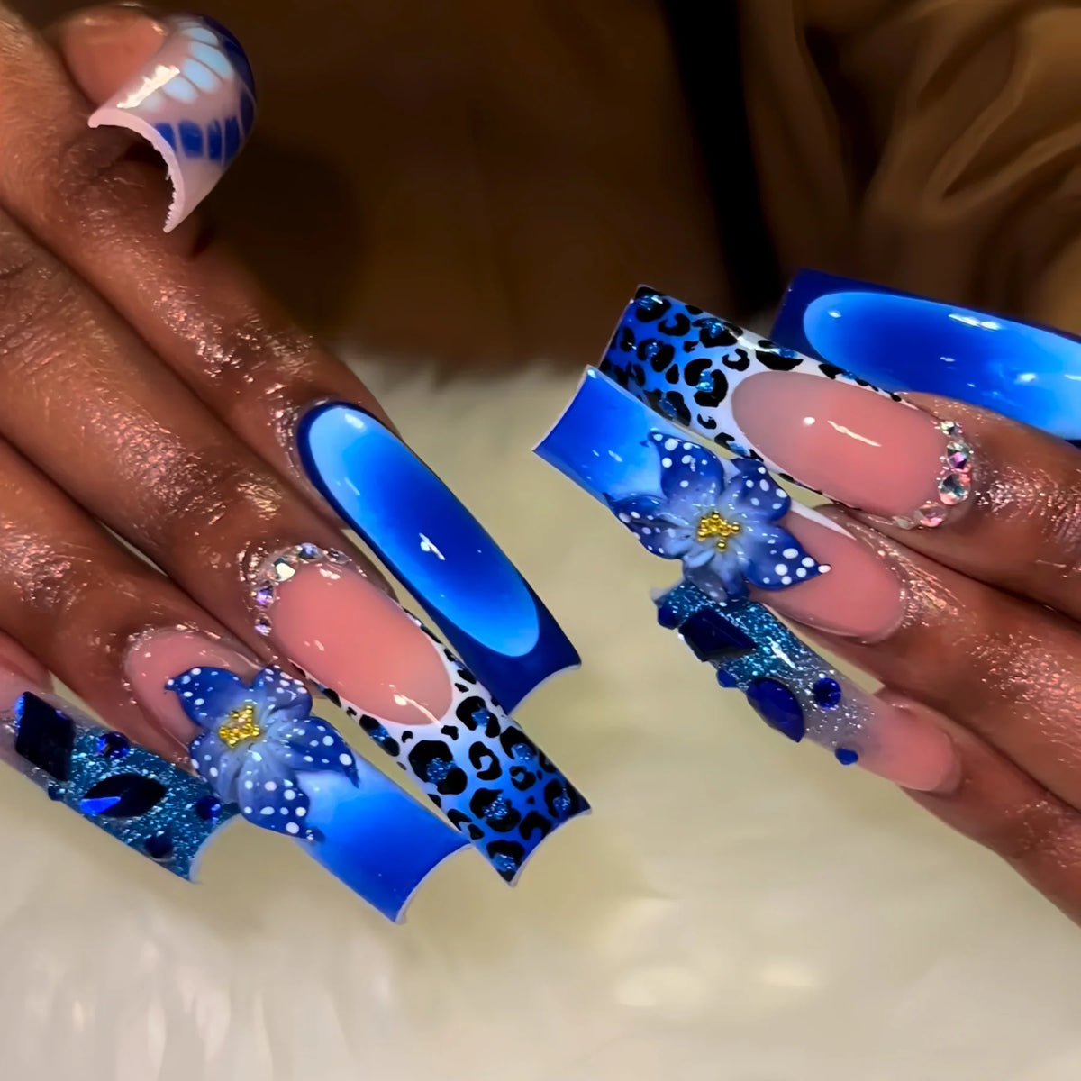 Long Square French Press-On Nails – Blue Leopard & 3D Flower 24-Piece