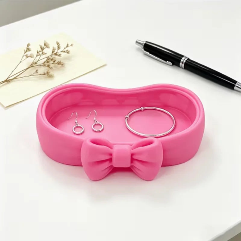 Bow-Shaped Countertop Storage Box