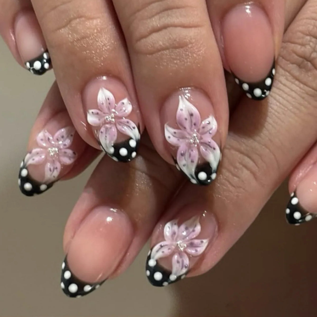 24-Piece Short Almond Pink Smudge Press-On Nails – 3D Flower & Pearl
